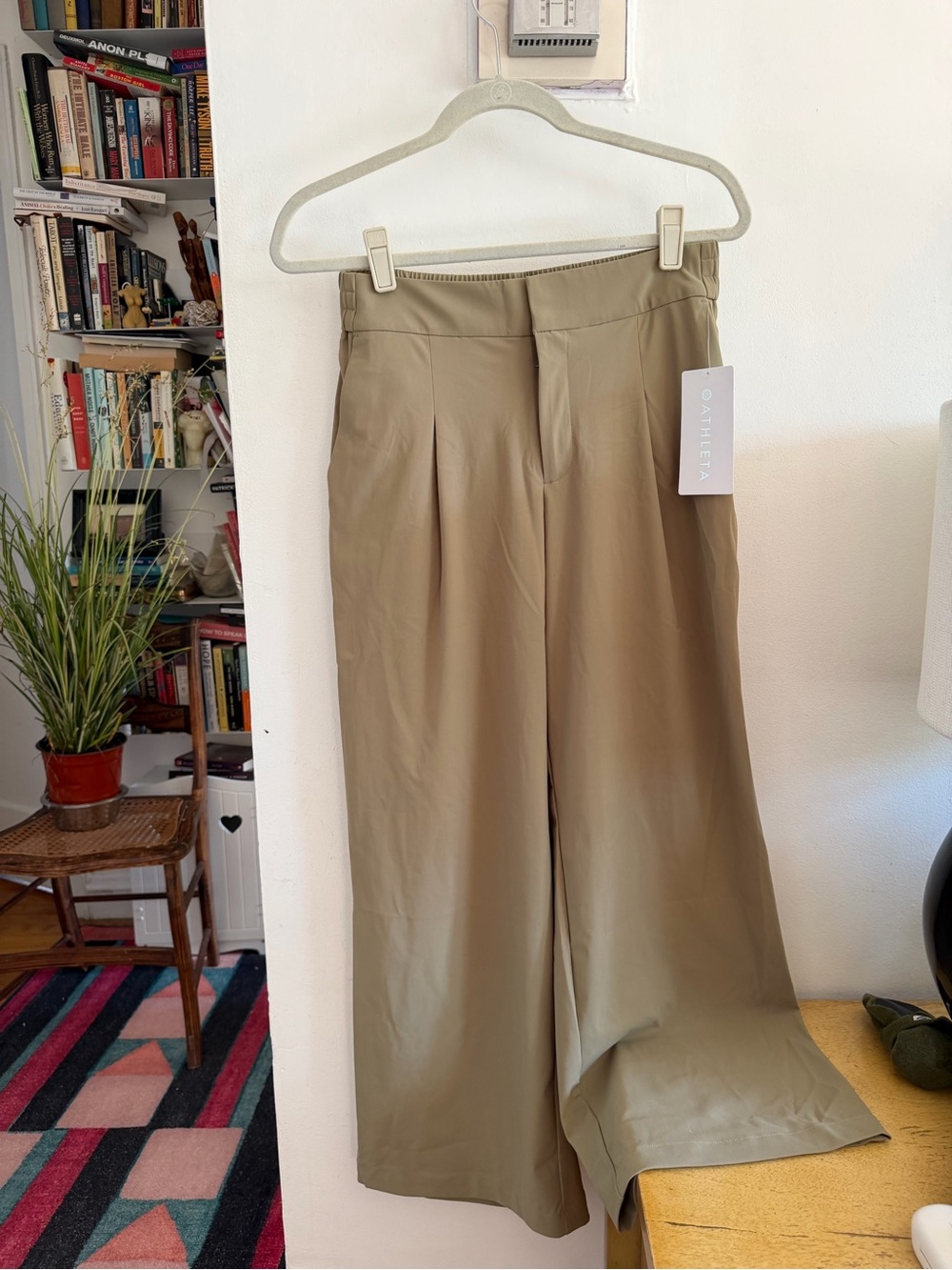 Athleta Pinnacle High-Rise Trouser Pants in Olive Branch, size 4